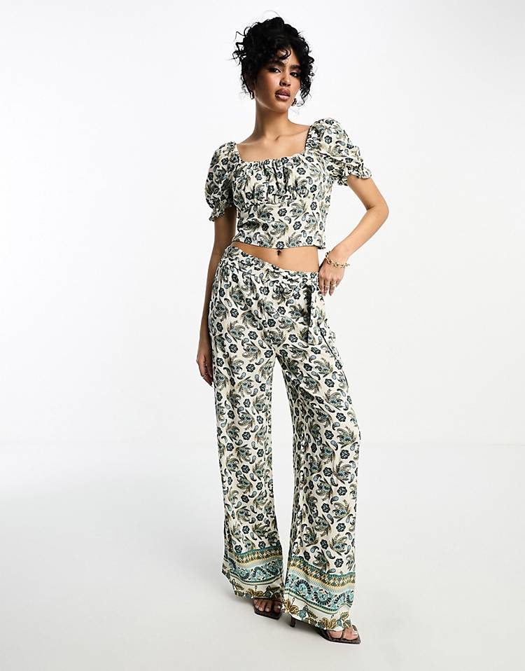 Vila wide leg pants in paisley print - part of a set